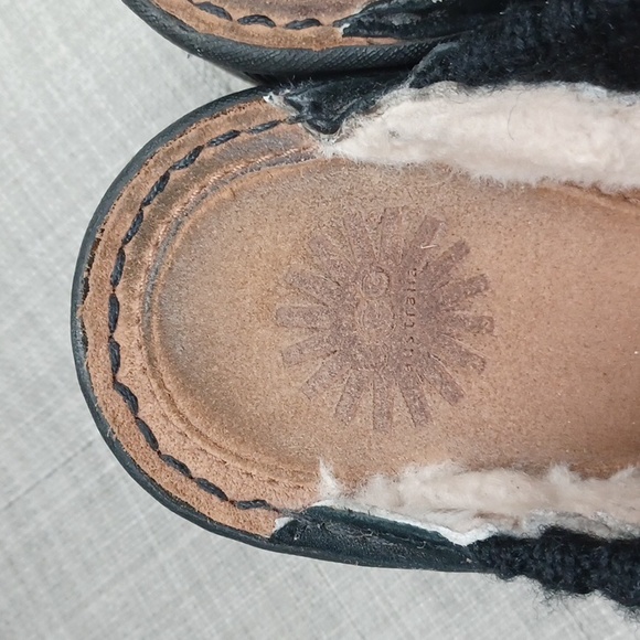 UGG Australia Wedge Heeled Shearling Lined Clogs Black Suede Size 9 - Picture 5 of 15